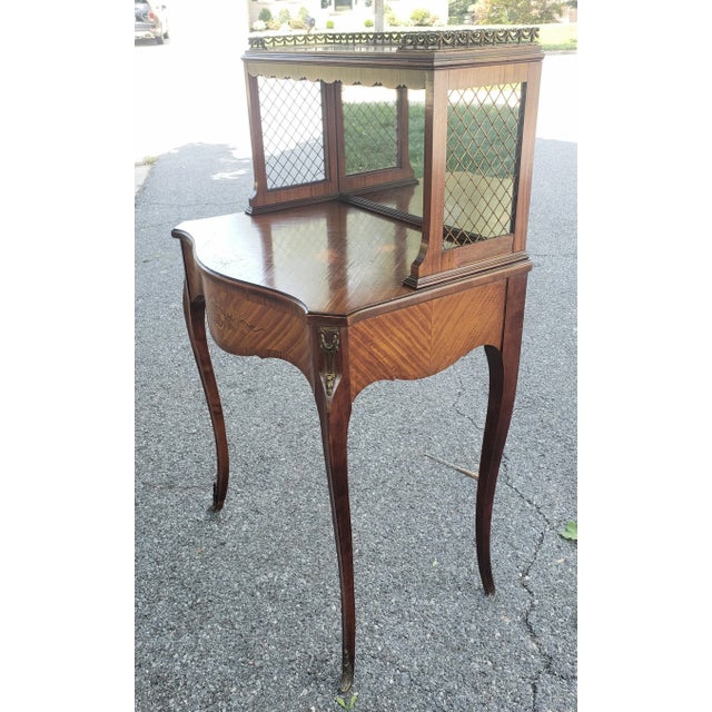 Louis XV Marquetry Mirrored and Galleried Bonheur Du Jour Ladies' Bureau Vanity For Sale In Washington DC - Image 6 of 13