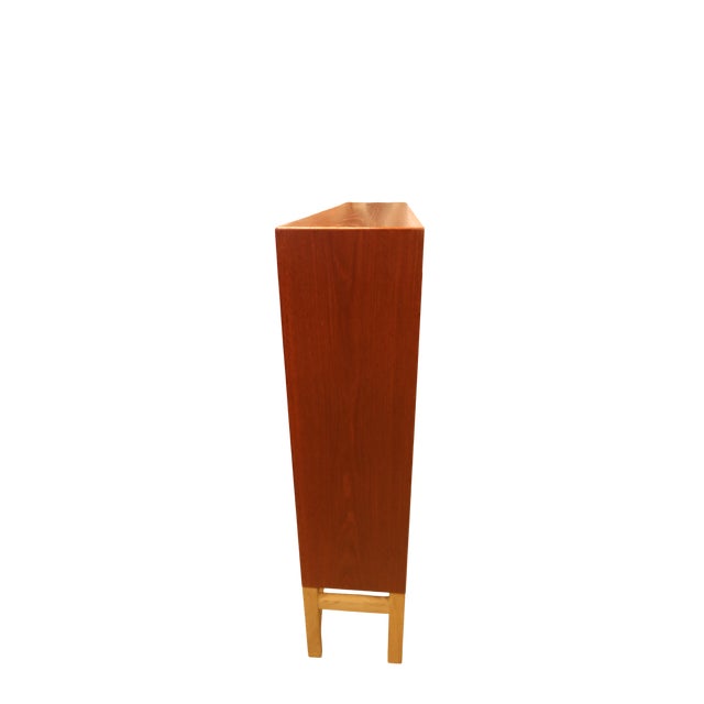 Mid-Century Modern Vintage Danish Bookcase in Teak and Oak by Børge Mogensen for FDB, 1960s For Sale - Image 3 of 14