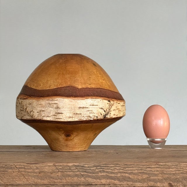 1990s Vintage Hand-Turned Paper Birch Studio Art Vessel by Norris White – Signed (1999) For Sale - Image 5 of 8