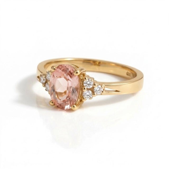 Contemporary Elegant Morganite & Cubic Zirconia Ring in 925 Sterling Silver, Vintage-Inspired Pink Gemstone Statement Ring Us 7 For Sale - Image 3 of 4