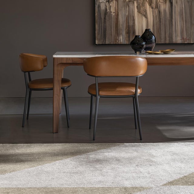 Colour: light grey – brass Quality Code: KL108 : Tibetan 100 knots, loop and cut texture. Wool + silk. Made in Nepal.