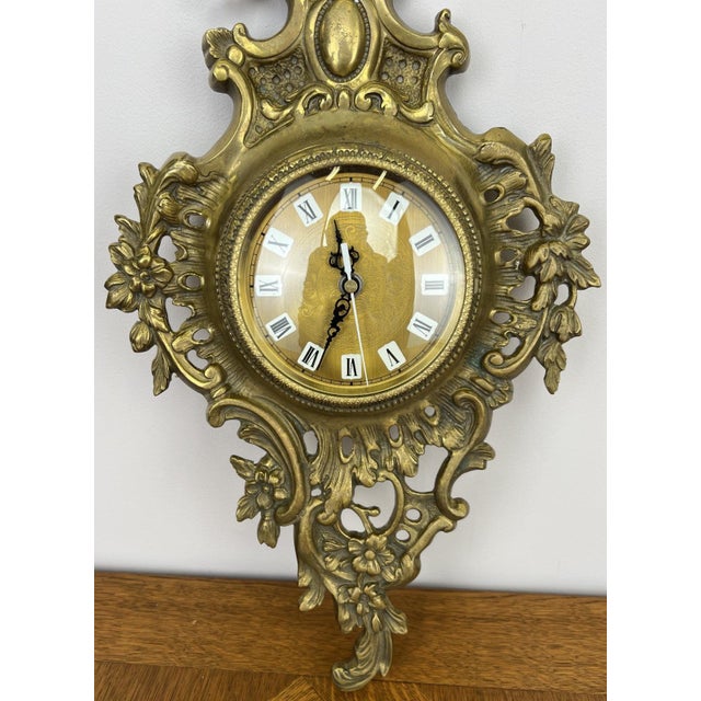 Vintage French style Wall Clock in Brass For Sale - Image 11 of 12