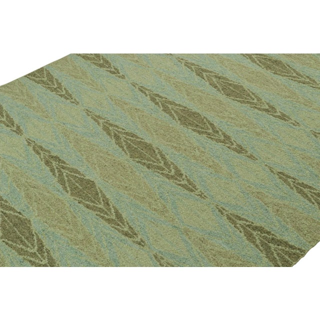 This 9x12 Swedish style kilim is from the inventive “Nu” texture in Rug & Kilim’s award-winning Scandinavian flat weave...