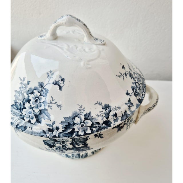 Antique Marie Louise Tureen from Saint Amand France, 1900s, in Flawless conditions. Designed 1890 to 1919 This piece has...
