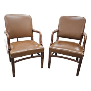 Pair of Mid 20th Century Gunlocke Georgian Style Mahogany and Vinyl Armchairs For Sale