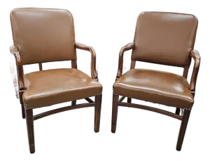 Pair of Mid 20th Century Gunlocke Georgian Style Mahogany and Vinyl Armchairs