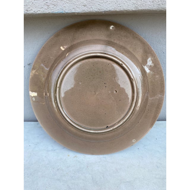 Luneville French Majolica Grape & Flowers Plate Luneville, Circa 1880 For Sale - Image 4 of 10