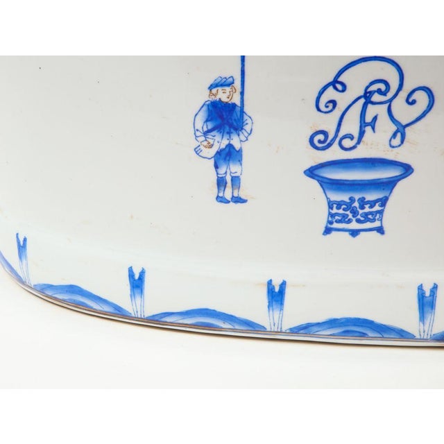 Chinese Export Style Porcelain Oval Basin For Sale - Image 4 of 11