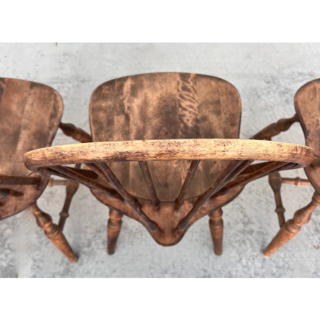 Vintage Habersham Braced Bow-Back Windsor Dining Chairs - Set of 5 For Sale In Salt Lake City - Image 6 of 13