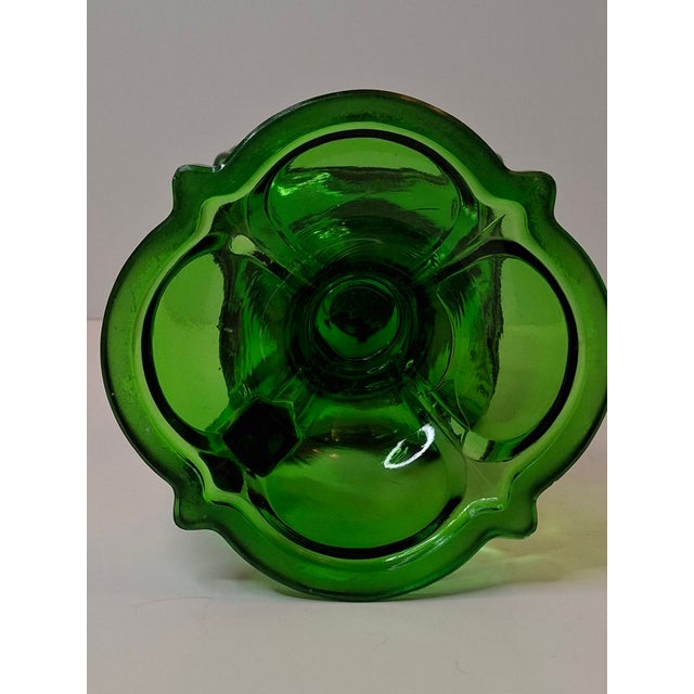 Antique Emerald Green Glass Kerosene Finger Lamp 4-Panel Portrait Pilgrim For Sale - Image 18 of 18