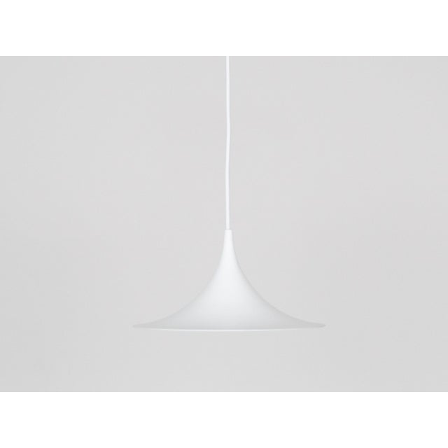 The Semi lamp was designed in 1968 as the result of a creative partnership between Claire Bonderup and Torsten Thorup....