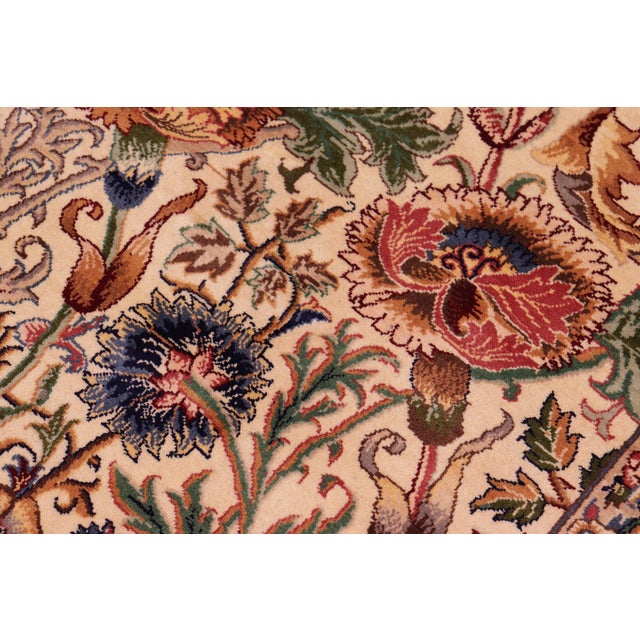 Shabby Chic Floral 1990's Pak-Persian Ivory/Blue Wool Rug - 9'0'' X 11'11'' For Sale In New York - Image 6 of 9