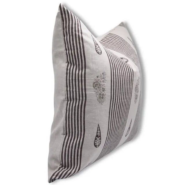 Introducing the "Urban Flag" block print handmade cushion cover – a bold celebration of contemporary design rooted in...