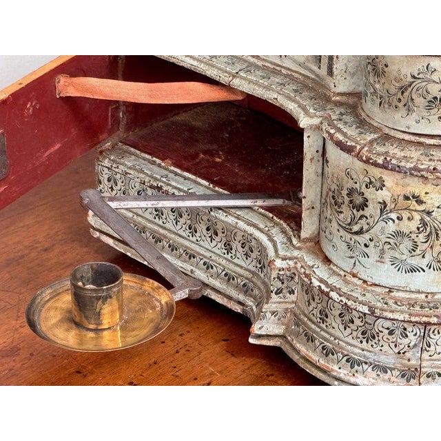Exceptional 18th Century Venetian Dressing Table Mirror / Table Top Vanity For Sale - Image 12 of 16
