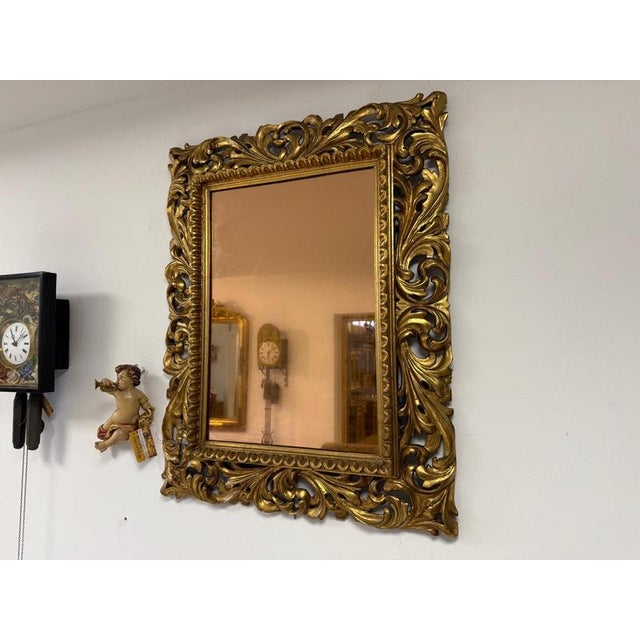 Florentine Gilt Wood Mirror with Acanthus Leaf Carving, 1920s For Sale - Image 3 of 10