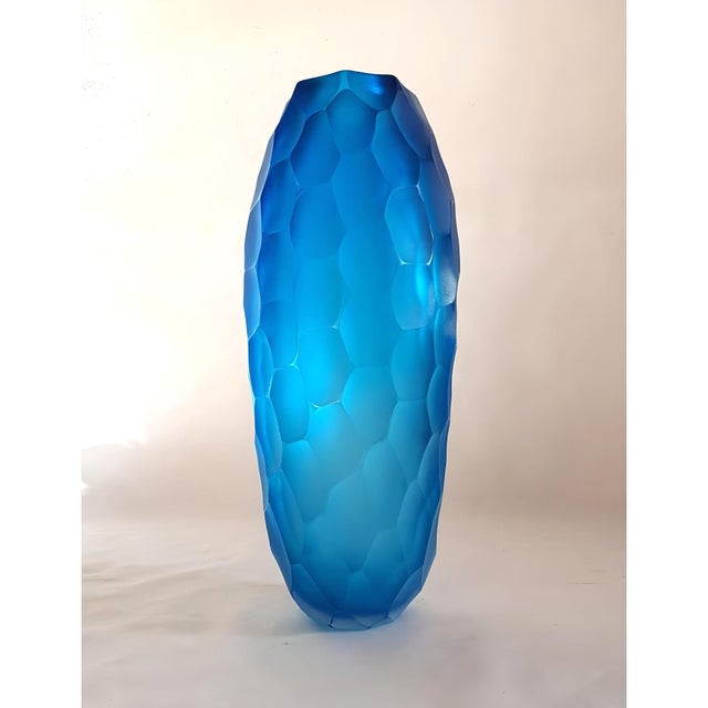 Cenedese Blue Mid Century Modern Murano Glass Vase, Italy 1980s For Sale - Image 4 of 9