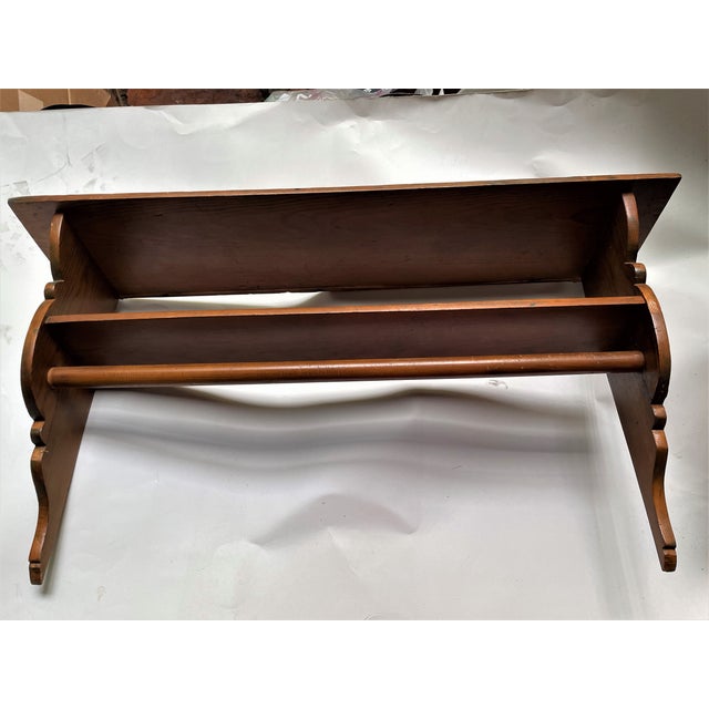 Late 20th Century Country Primitive Cabin Pine 2 Tier Wall Shelf W/ Shaped Sides & Coat Rack Rod For Sale - Image 4 of 14