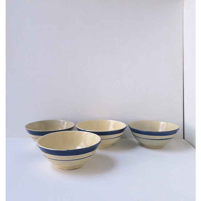 Late 20th Century Pottery Bowls Blue Off-White, Set of 4 For Sale - Image 5 of 9