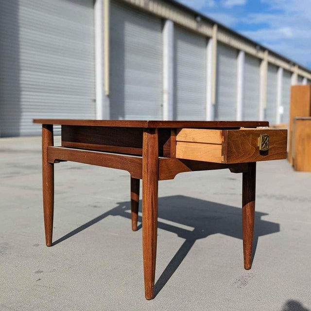 Mid-Century Modern Mid-Century Modern Solid Wood Side Table by Red Lion Table Co., 1960s For Sale - Image 3 of 8
