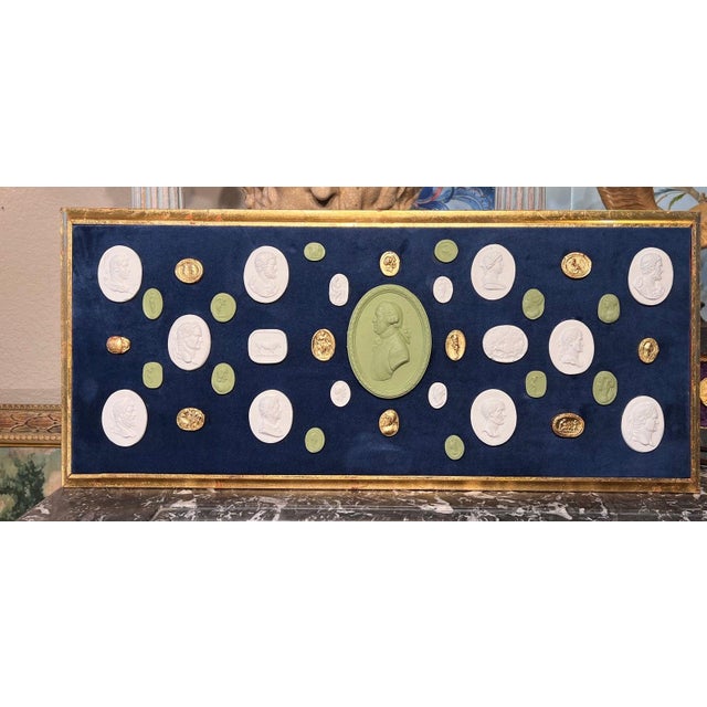 Pair of Vintage Grand Tour Revival Adams Style Gilt & Plaster Intaglio in Giltwood Frames For Sale In Palm Springs - Image 6 of 11