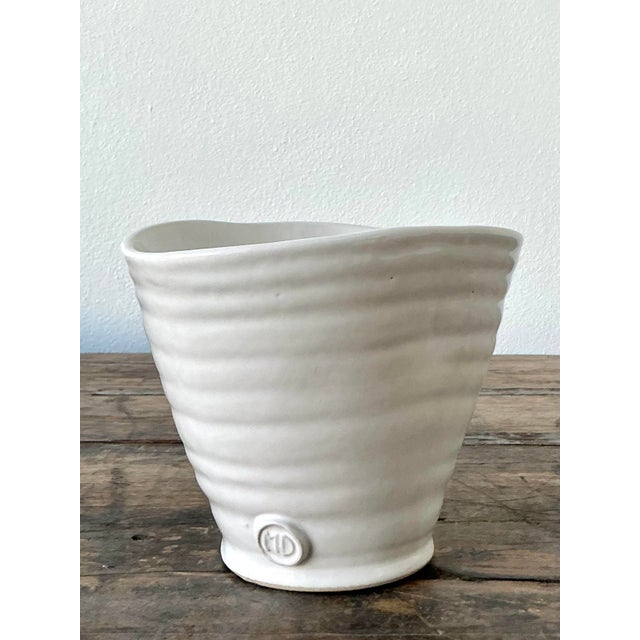 Contemporary Vintage Boho Montes Doggett Studio Pottery Vase For Sale - Image 3 of 10