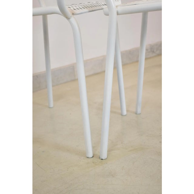 Set of Four René Malaval Garden Chairs, White Lacquered Metal, France, 1950s–60s For Sale - Image 9 of 10