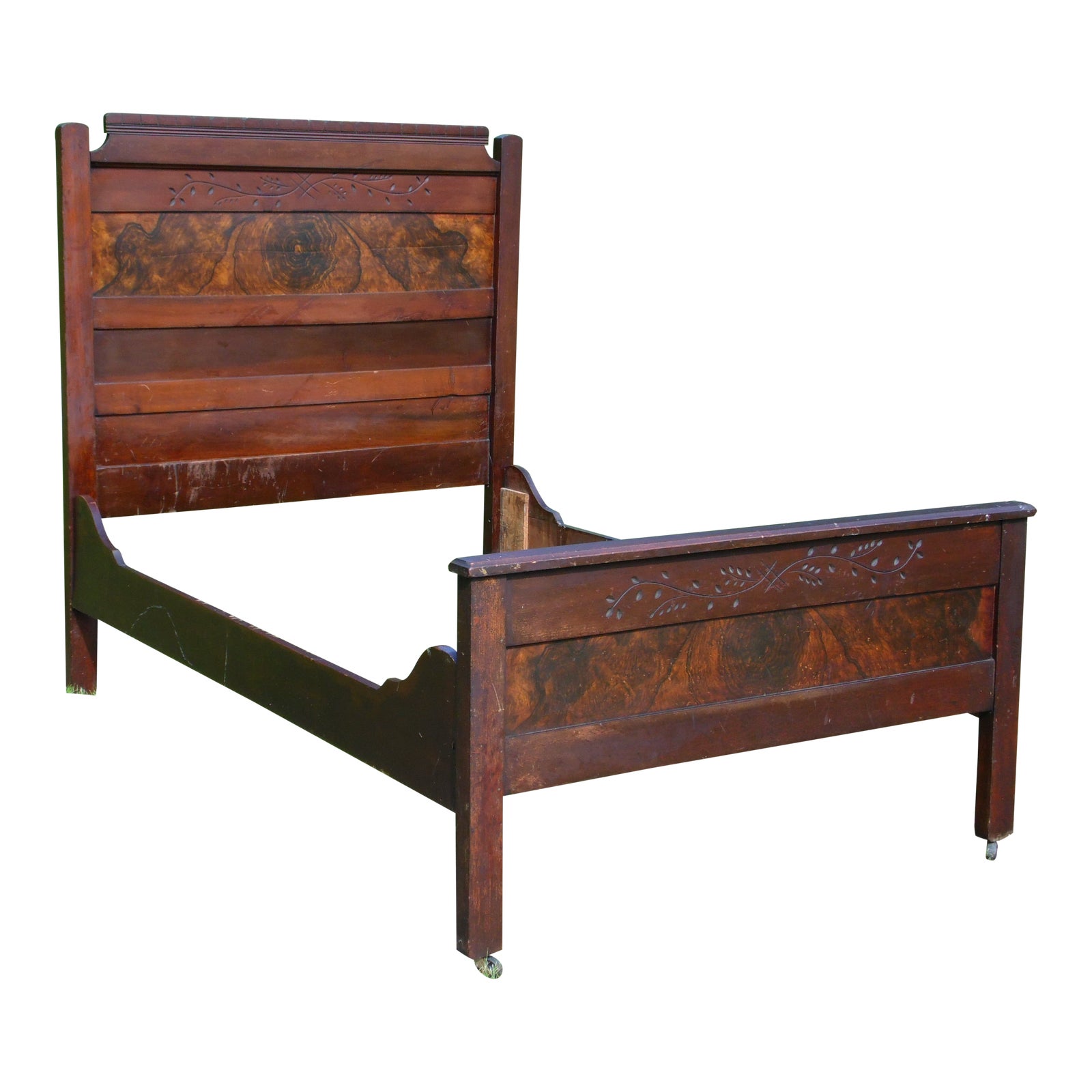 Antique American Victorian Eastlake Black Walnut Spoon Carved 3/4 Bed