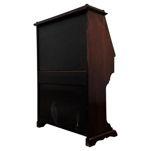 Antique 20th Century English Chippendale Mahogany Bureau For Sale - Image 9 of 15