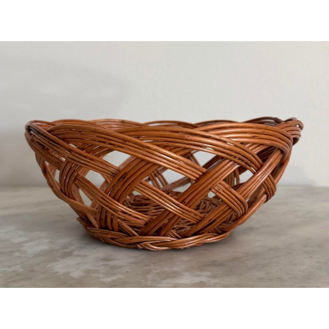 1970s French Wicker Bread / Fruit Basket For Sale In Chicago - Image 6 of 8