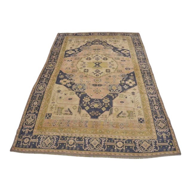 Vintage Framhouse Decor Wool Carpet For Sale
