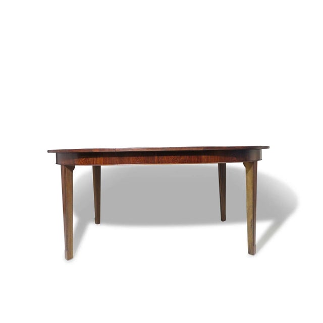 Wood Mid 20th Century Attributed to Omann Jun Brazilian Rosewood Starburst Round Dining Table With Center Leaf, Restored For Sale - Image 7 of 12