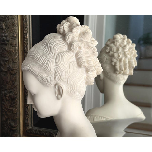Bust of Manon Lescaut on Green Marble Base from Giannelli, 1950s For Sale - Image 4 of 8