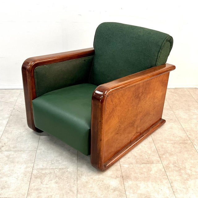 Mid-Century Modern Large Vintage Art Deco Italian Club Chair in Burl Walnut and Green Fabric, 1930s For Sale - Image 3 of 18