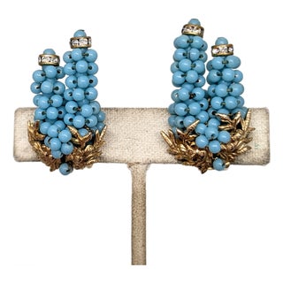 Vintage 1950s Signed Hattie Carnegie Goldtone Faux-Turquoise Beaded Clip Earrings-2 Pieces For Sale