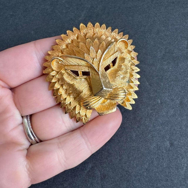 Vendome Lion Head Brooch Gold Tone Astrological Zodiac Leo Sign Pin Vintage 60s Such a cool piece, brooches are very on...
