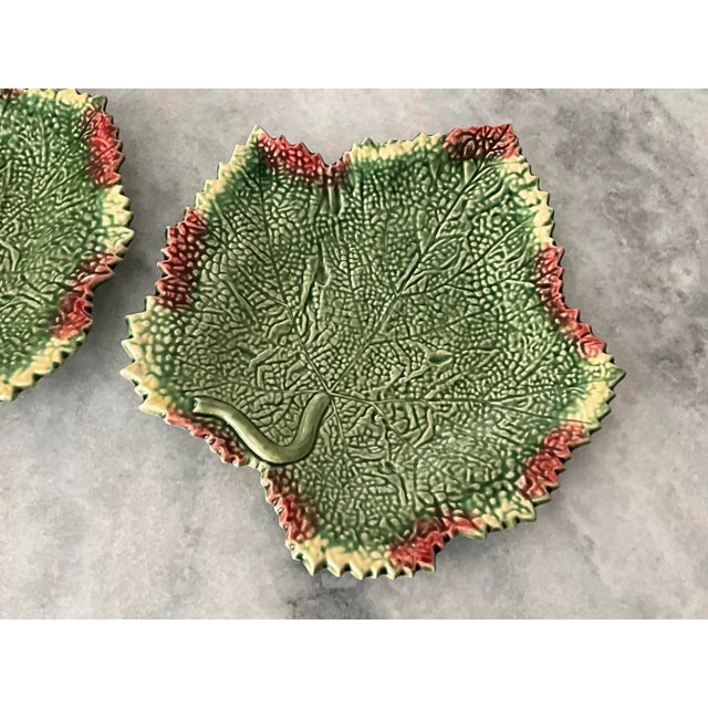 Green Mid 20th Century Bordallo Pinheiro Grape Leaf Plates/Platters- Set of 2 For Sale - Image 8 of 11