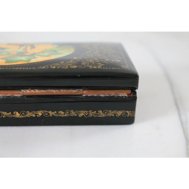 Vintage Russian Hand-Painted Papier-Mâché Lacquer Trinket Box For Sale - Image 10 of 12