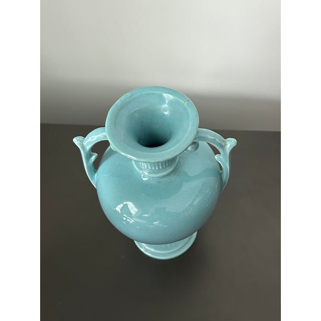 Vintage Royal Haeger Attributed Feather Plume Urn Vase – Mid-Century Turquoise Blue-Green Ceramic, Usa For Sale - Image 10 of 11