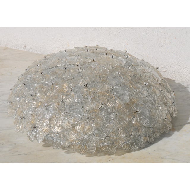 Italian 1970s Wonderful Large Gold and Transparent Murano Glass Ceiling Light Flower by Seguso For Sale - Image 3 of 14