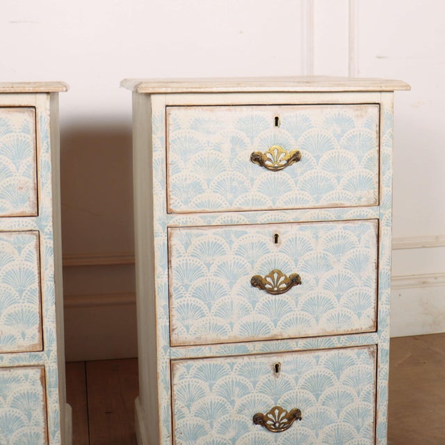 English Decorated Chests of Drawers, 1890s, Set of 2 For Sale - Image 3 of 10