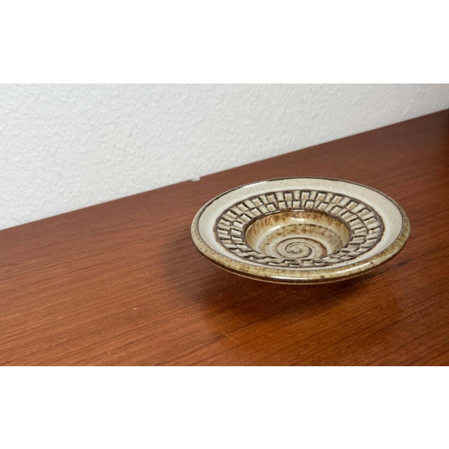 Mid-Century Modern Danish Studio Pottery Bowl from Søholm, 1960s For Sale - Image 5 of 18