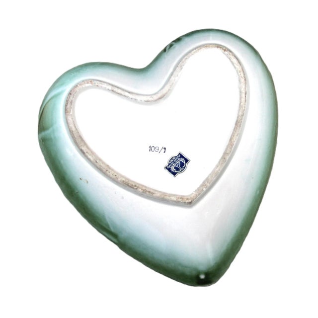 Shabby Chic 1950s Cottagecore Shabby Chic Porcelain Rose Covered Box For Sale - Image 3 of 3