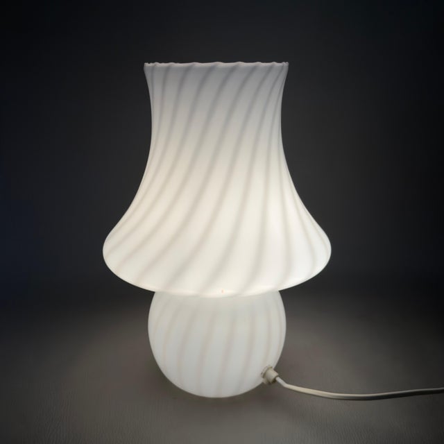 Glass Vintage Space Age Mushroom Swirl Table Lamp in Murano Opal Glass, 1970s For Sale - Image 7 of 11