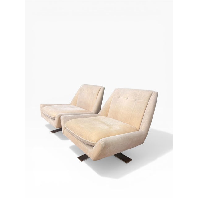 Metal Pair of Vioski Mohair Swivel Lounge Chairs, Good Design Award Winner, 2004 For Sale - Image 7 of 14