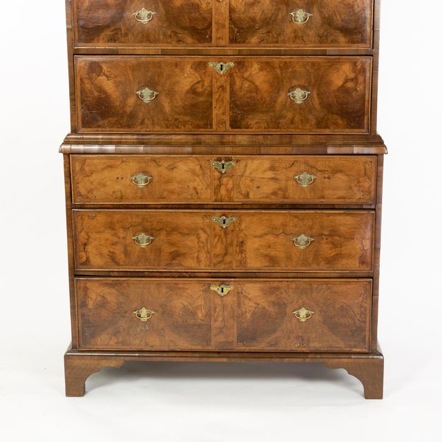 Late 18th Century English George III Walnut & Mahogany Chest For Sale In San Francisco - Image 6 of 12