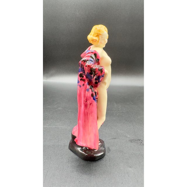 1920s 1920s Royal Doulton Art Deco “The Bather” Red Robe Hn773 For Sale - Image 5 of 7