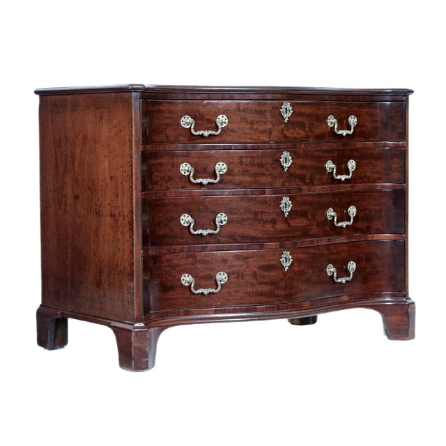 George III Mahogany Serpentine Chest of Drawers, 1700s For Sale