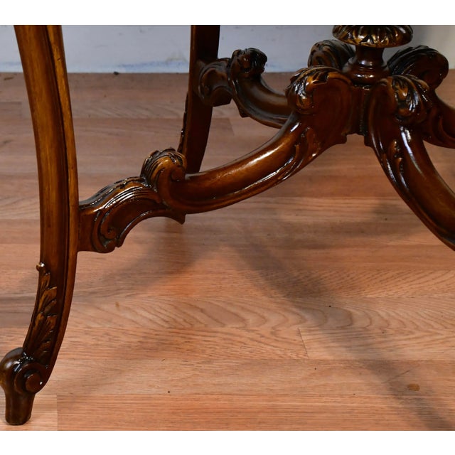 1910s Antique French Louis XV Walnut & Satinwood Inlay Round Center Table For Sale - Image 12 of 14