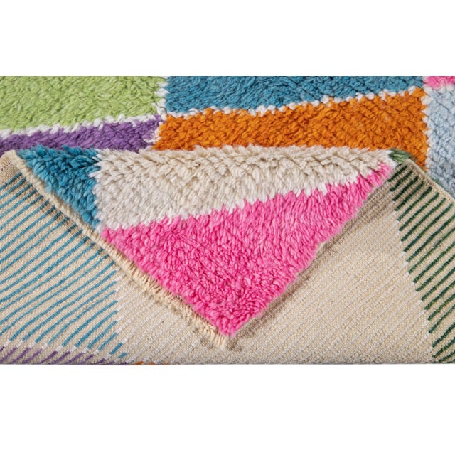 Early 21st Century 21st Century Modern Moroccan-Style Wool Rug For Sale - Image 5 of 13