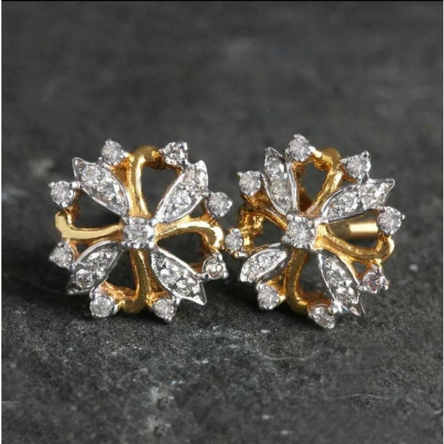 Art Deco Natural Diamond 14k Yellow Gold Stud Earrings - 2 Pieces For Sale - Image 3 of 6